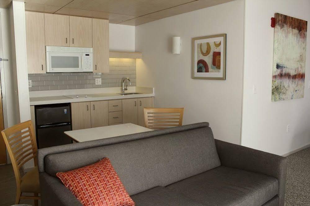 Corporate Inn Sunnyvale - All-Suite Hotel Eksteriør bilde