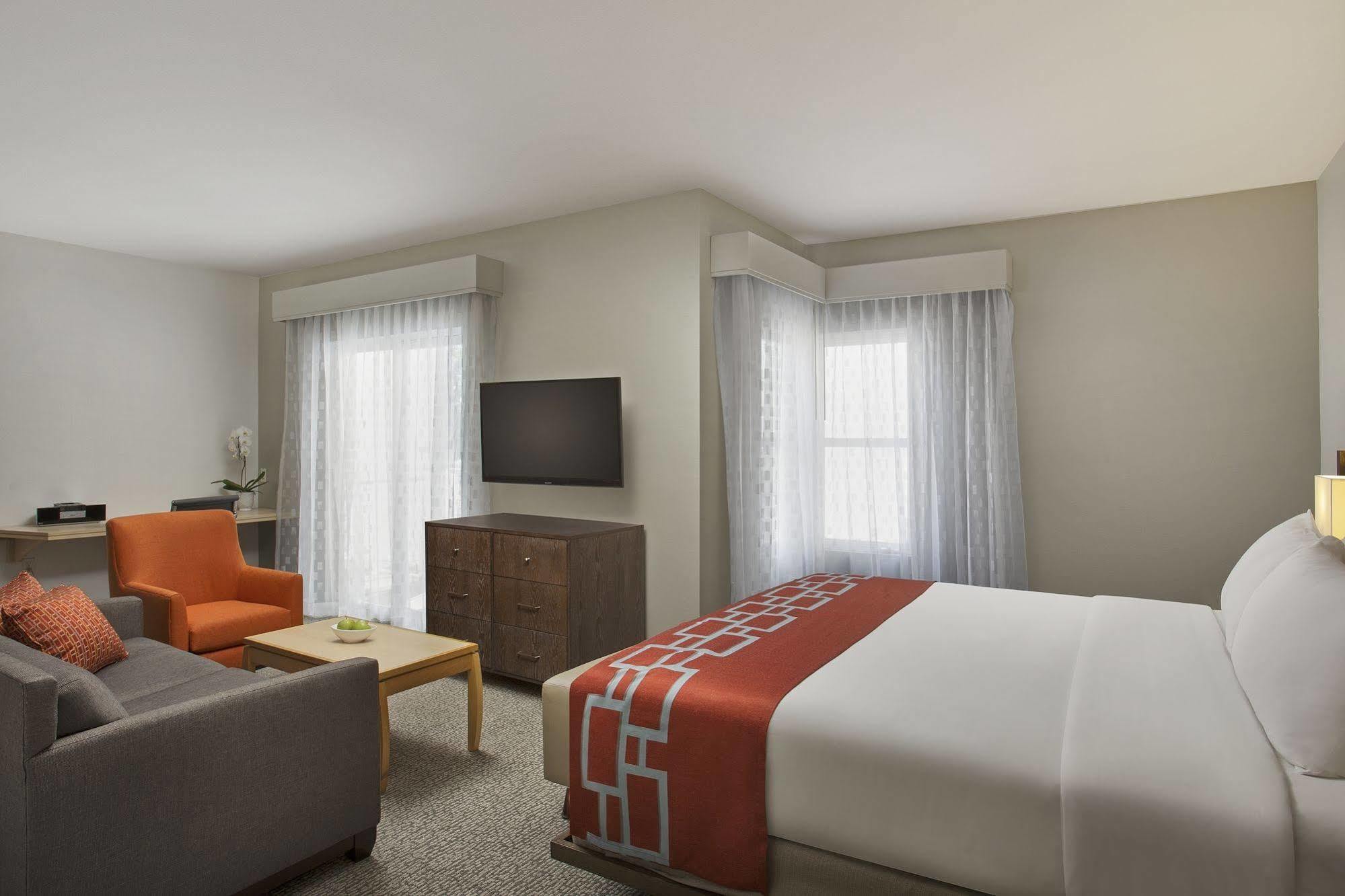 Corporate Inn Sunnyvale - All-Suite Hotel Eksteriør bilde